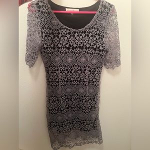 Never worn Altar’d state Dress size small